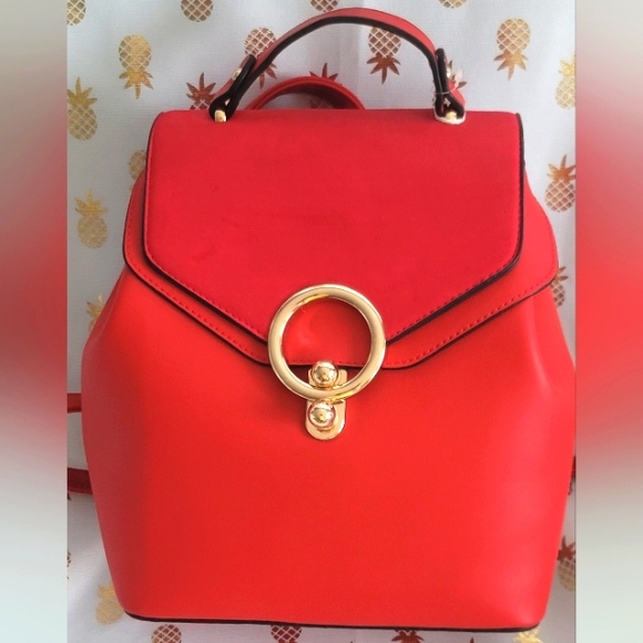 ALYSSA PURSE/BACKPACK  π₯ - Picture 1 of 16